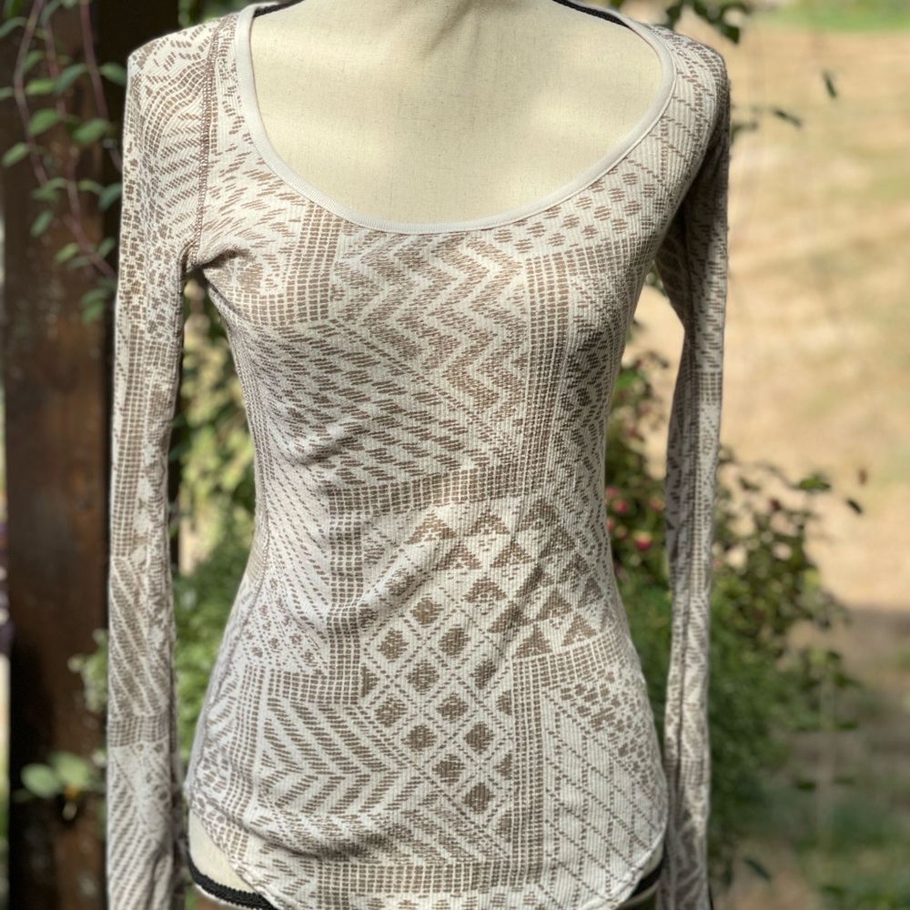 Free people thermal size M
